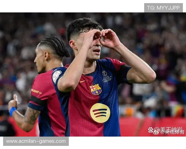 巴萨佩德里任意球直接命中死角